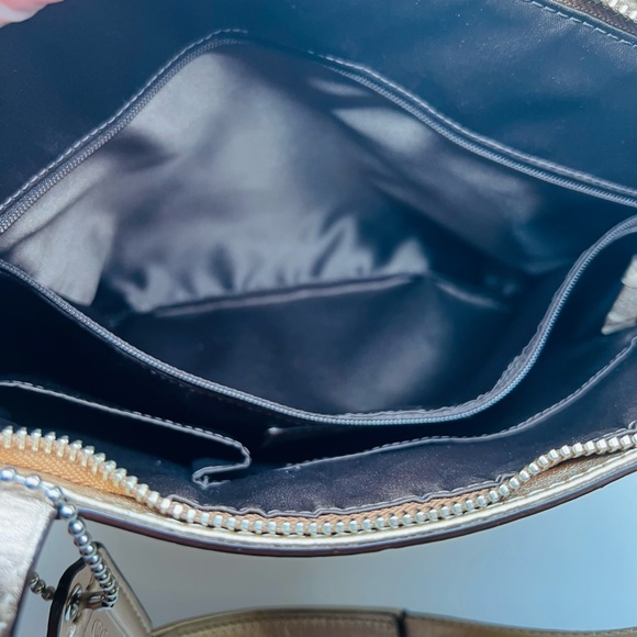 Coach Metallic Gold Signature Stitched Leather Tote For Women EUC - Picture 7 of 9